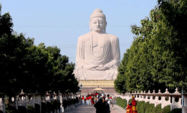 Buddhist-pilgrimage-tour-by-carma-tours