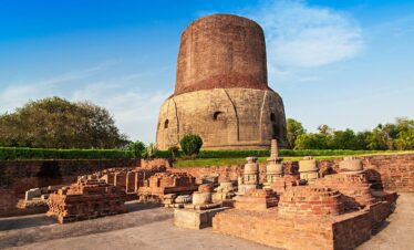 Visit-to-Saranath-Tour-by-carma-tours