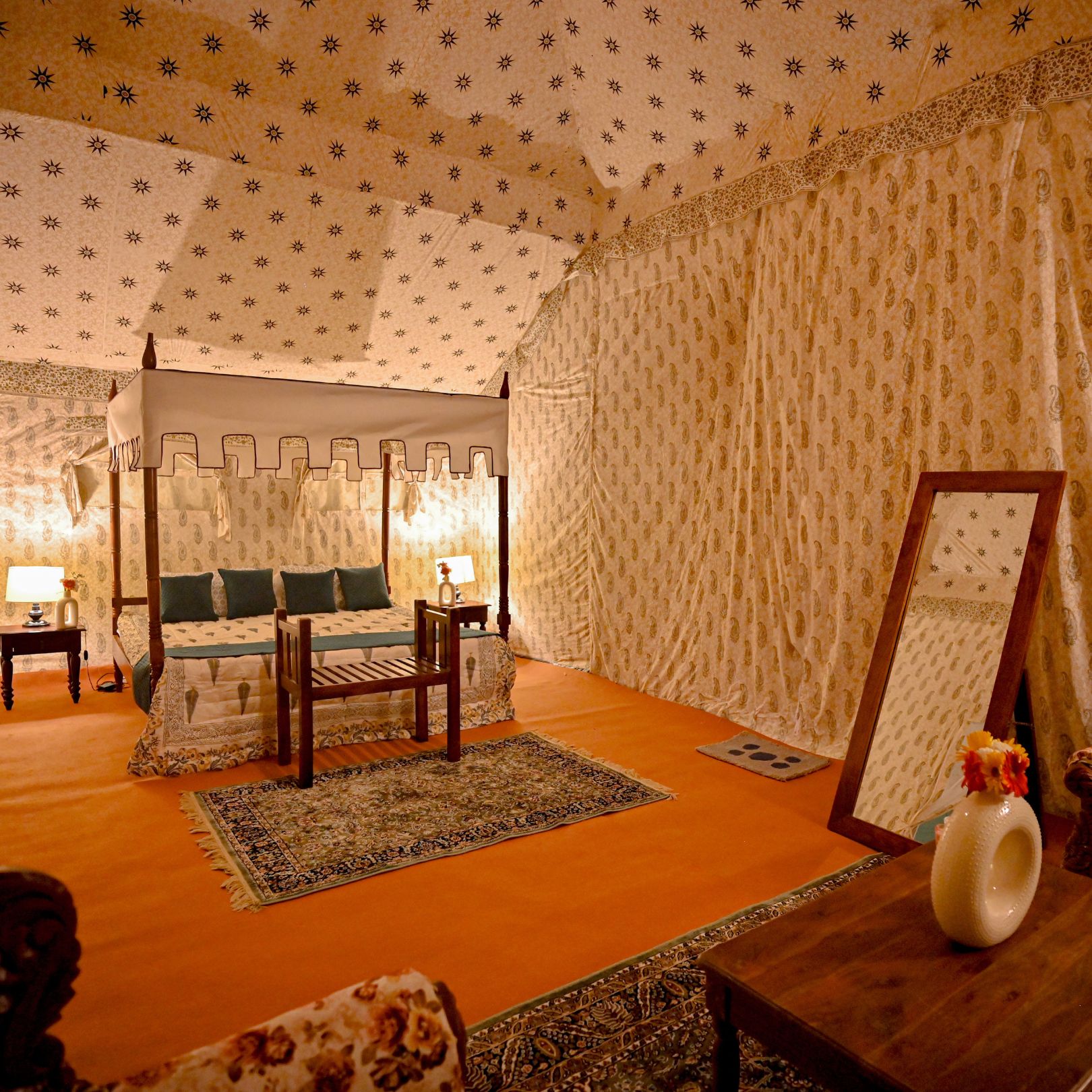 Book Deluxe, Premium & Luxury Tents for Kumbh Mela 2025, Prayagraj 7 Kumbh-mela-tent-booking (12)